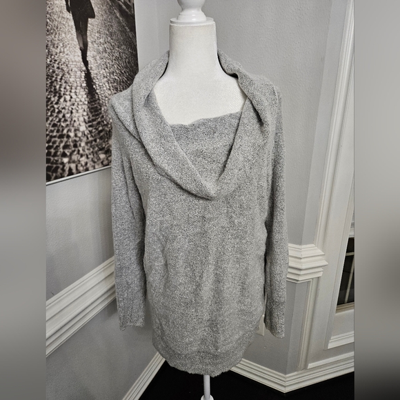 NWOT motherhood maternity gray Sparkle sweater medium super soft and cozy - Picture 2 of 7